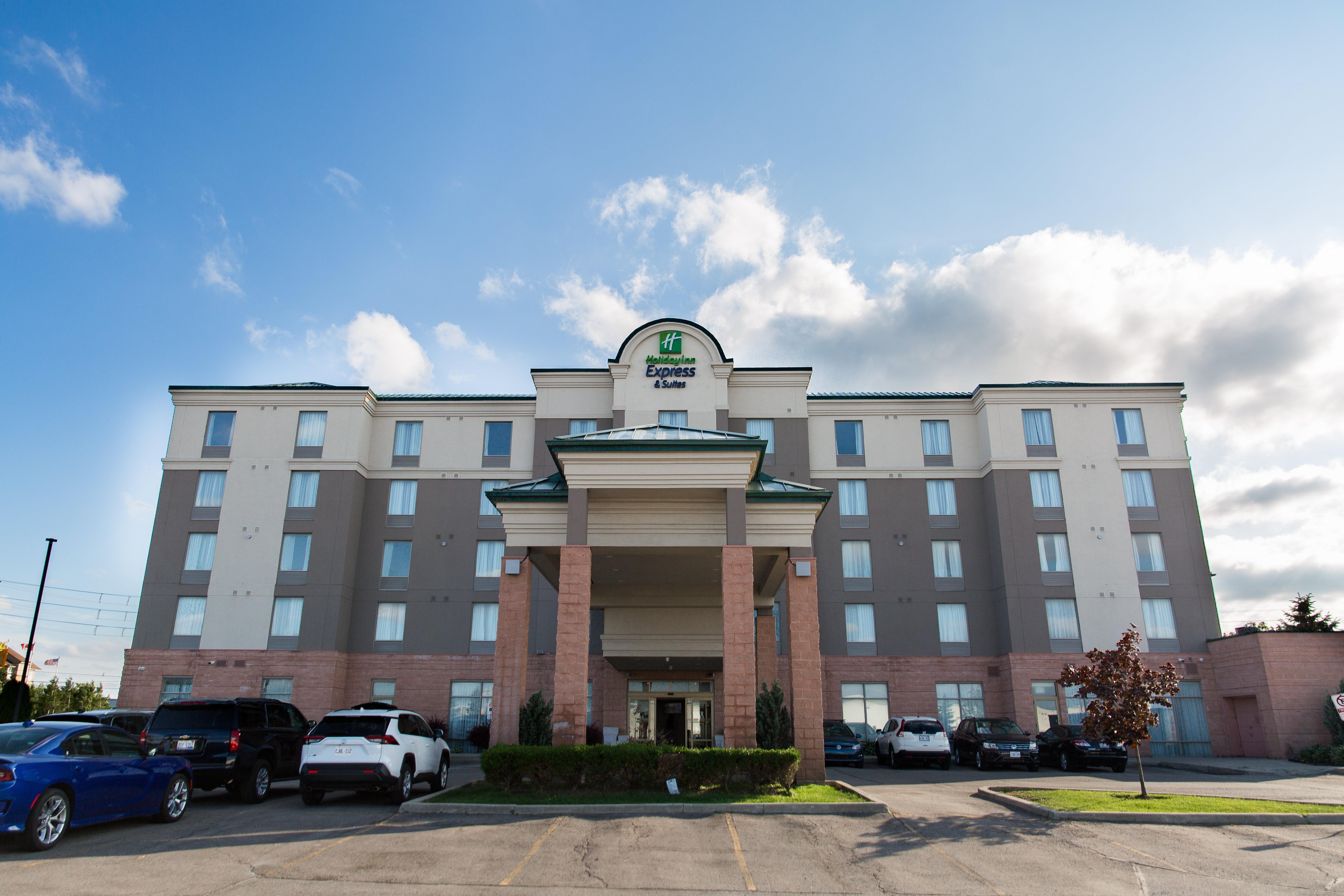 Holiday Inn Express Brampton By Ihg Exterior foto