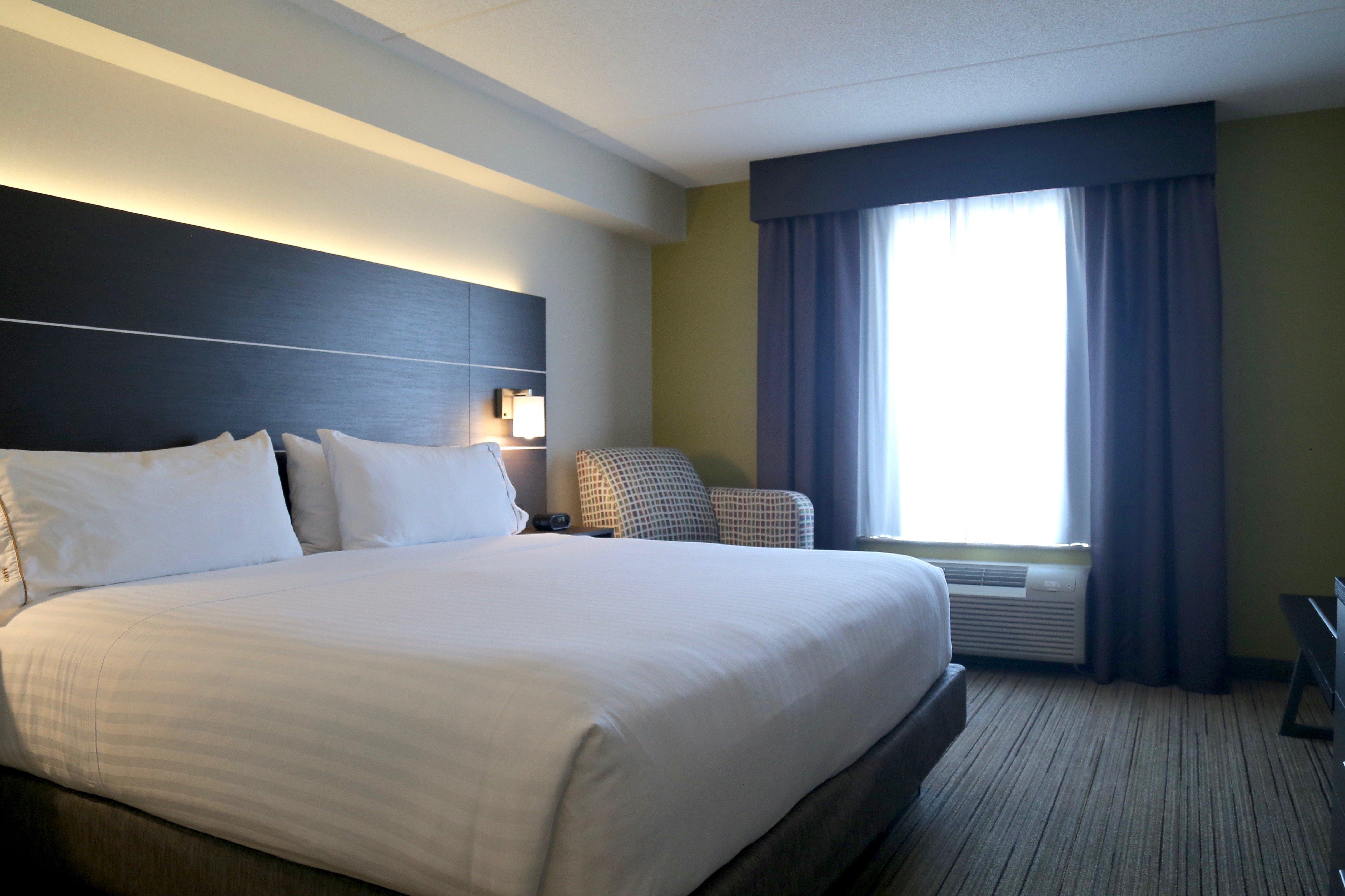 Holiday Inn Express Brampton By Ihg Exterior foto